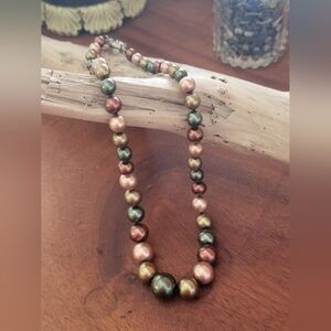 Multicolor Pearl Necklace
